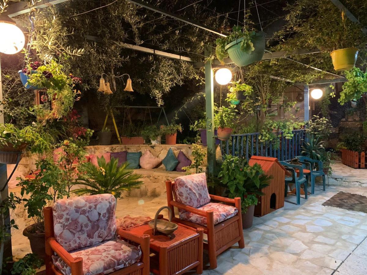 بيت الطبيعة Nature House Gerasa Exterior foto